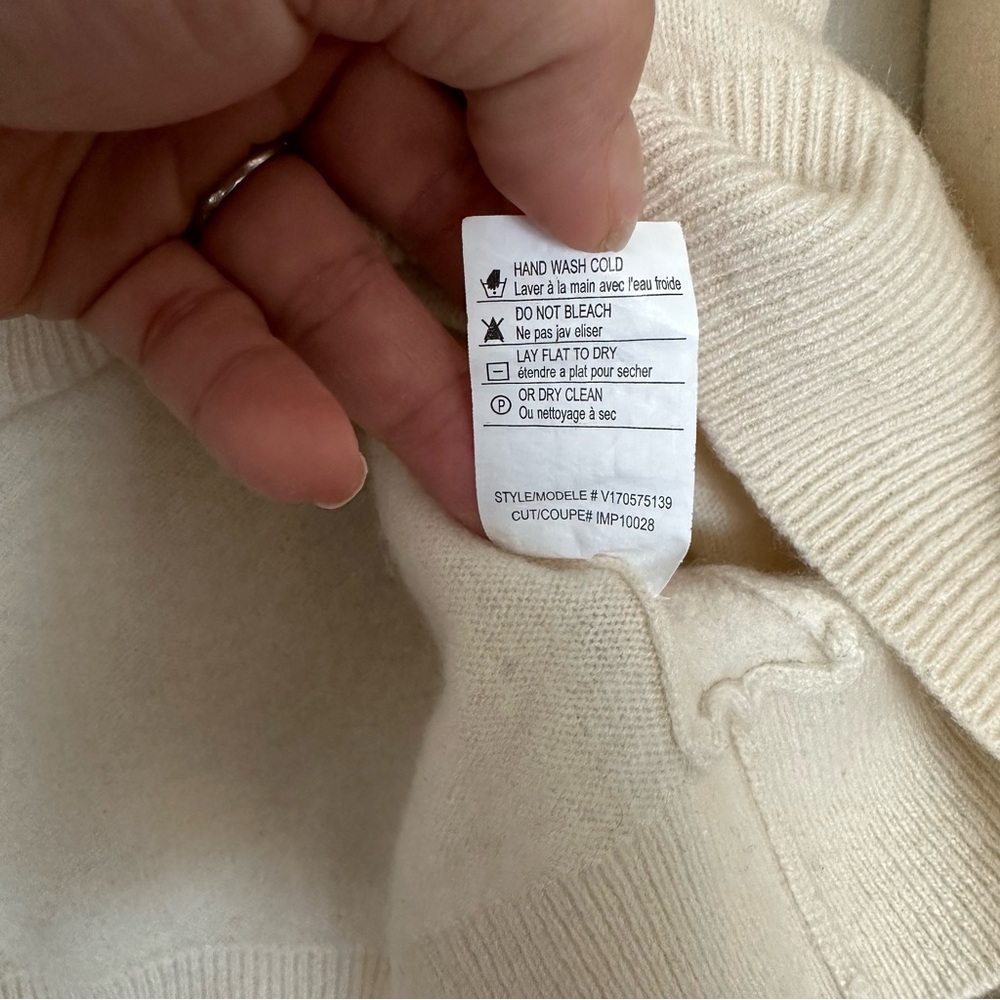 Vince Cashmere Raglan Sweater - Picture 6 of 8